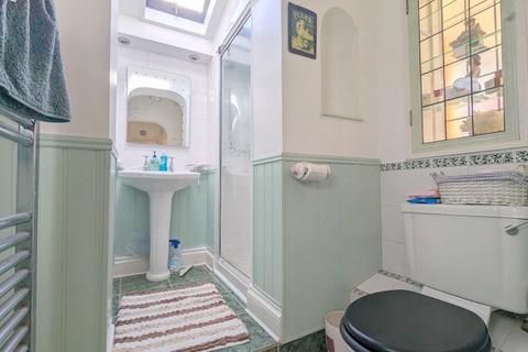 30 Fruen Road, Feltham, TW14 9NR