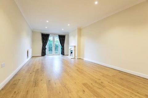 2 bedroom apartment to rent, Weybridge, KT13