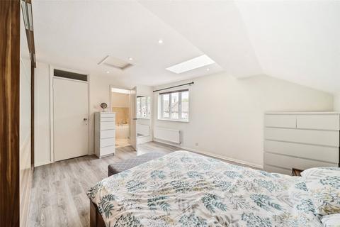 1 Greenland Mews, London, SE8 5JN