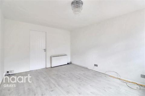 2 bedroom end of terrace house to rent, Thamley, Purfleet, RM19