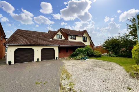 4 bedroom detached house for sale, Seaton Close, Stoke-On-Trent, ST3