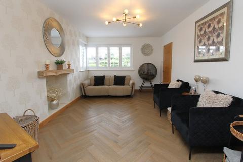 2 Cedar Crescent, Kidderminster, DY11 6AQ