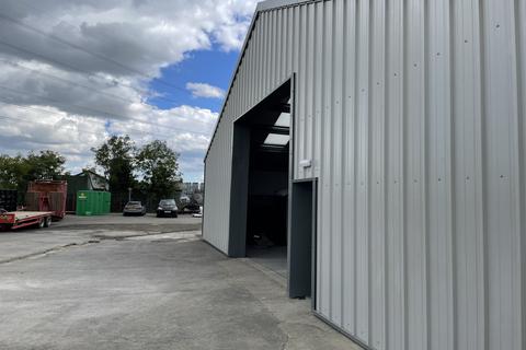 Industrial unit to rent, Claycliffe Road, Barnsley