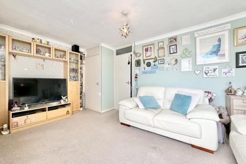 2 bedroom maisonette for sale, Sutton Close, Tring HP23