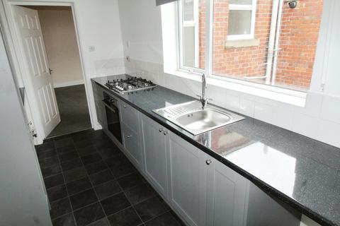 2 bedroom flat to rent, Wensleydale Terrace, Blyth, NE24