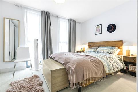 3 bedroom penthouse for sale, Chatham Place, London, E9