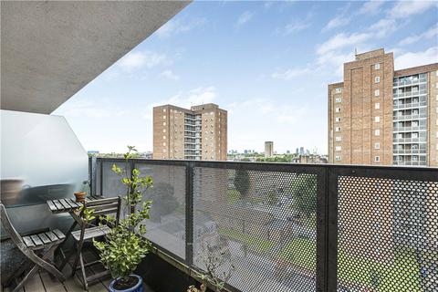 3 bedroom penthouse for sale, Chatham Place, London, E9