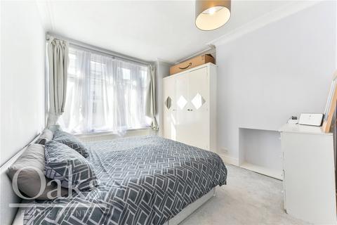 2 bedroom apartment for sale, Knolly's Road, West Norwood