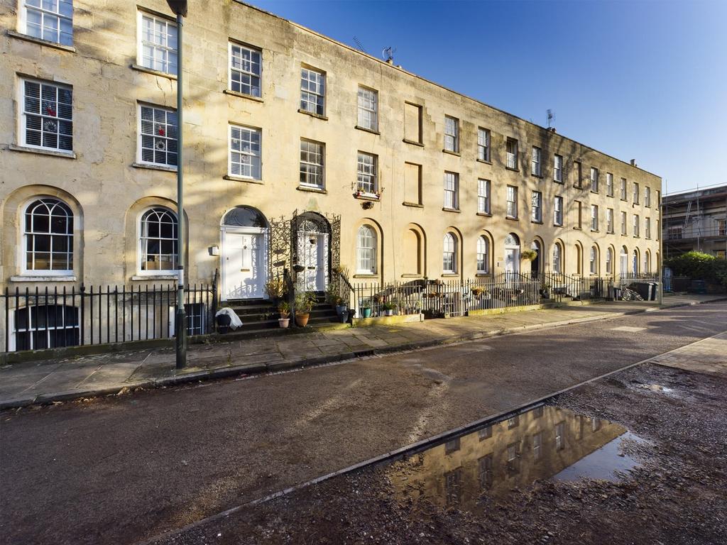 Wellington Parade, Gloucester... 4 bed block of apartments for sale £