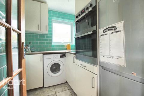 Studio for sale, Brays Mead, Harlow