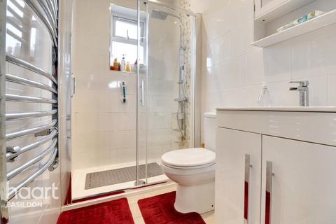 29 Claremont Drive, Basildon, SS16 4TL