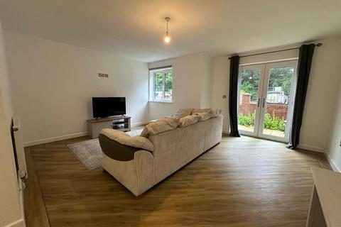 1 bedroom ground floor flat to rent, Wickham Road   Fareham   UNFURNISHED