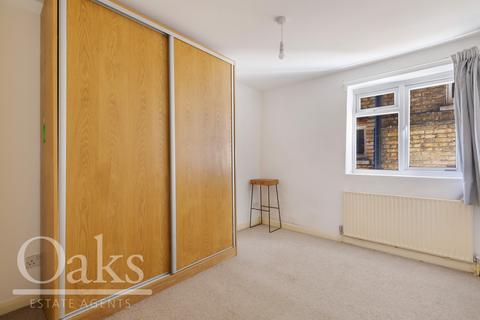 3 bedroom apartment to rent, Gleneagle Road, Streatham