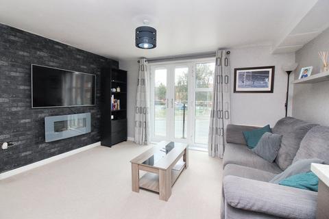 1 bedroom ground floor flat for sale, River View, Shefford, SG17