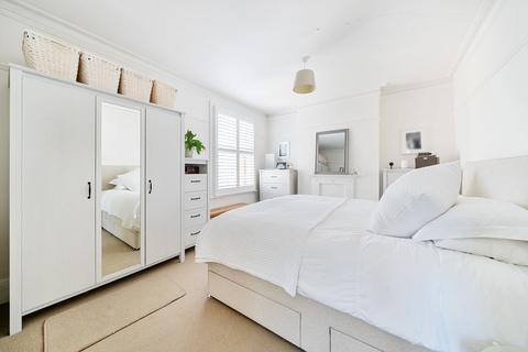 41 Grove Lane, Kingston Upon Thames, KT1 2SR