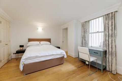 3 bedroom apartment for sale, Courtfield Gardens, London, SW5