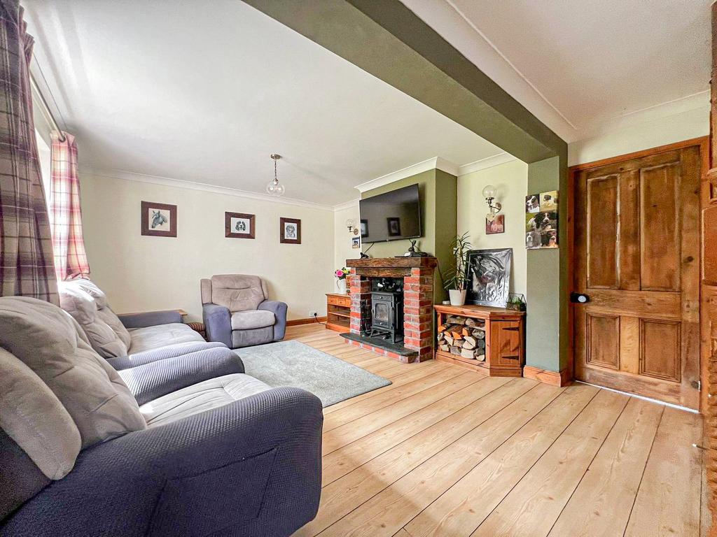St. Maurice Road, Devon PL7 3 bed semidetached house for sale £250,000