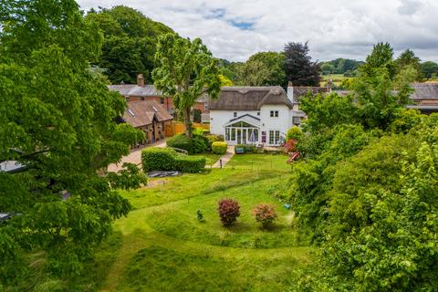 4 bedroom cottage for sale, High Street, Damerham, Fordingbridge, SP6