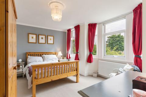 2 bedroom maisonette for sale, Balmoral Road, Worcester Park, KT4