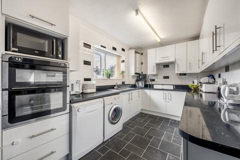 3 bedroom terraced house for sale, Buckingham Road, Borehamwood, WD6