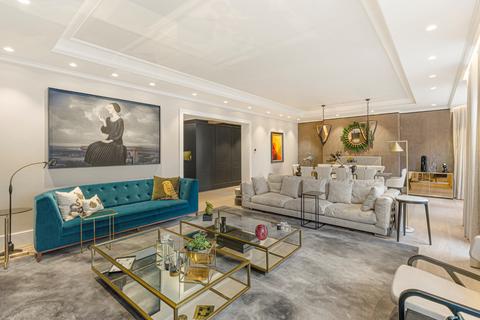 5 bedroom apartment for sale, Davies Street, London W1K