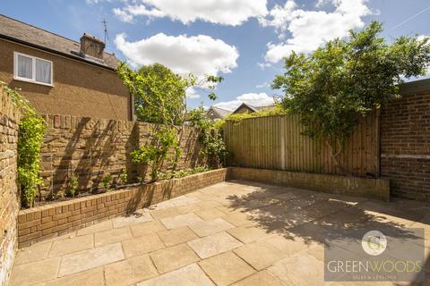 118 Richmond Road, Kingston Upon Thames, KT2 5ES