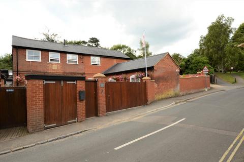3 bedroom barn conversion for sale, Silver Hill, Chalfont St. Giles, Buckinghamshire, HP8