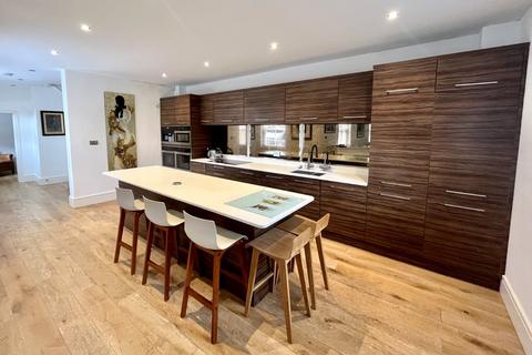 undefined, Silver Hill, Chalfont St. Giles, Buckinghamshire, HP8