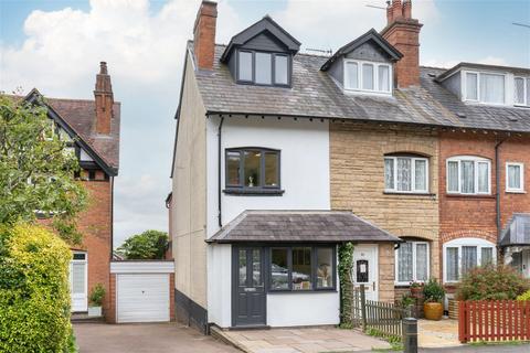 3 bedroom end of terrace house for sale, Hewell Road, Barnt Green, B45 8NL