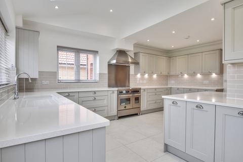 5 bedroom detached house for sale, Woodlands Meadow, New Homes