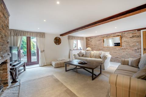 4 bedroom detached house for sale, Penhow, Caldicot