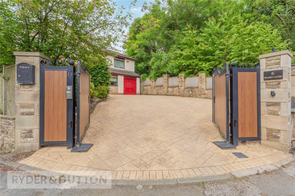 Gated Driveway