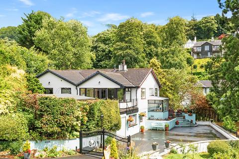 Crofton, Ferney Green, Bowness-on-Windermere, LA23 3ES