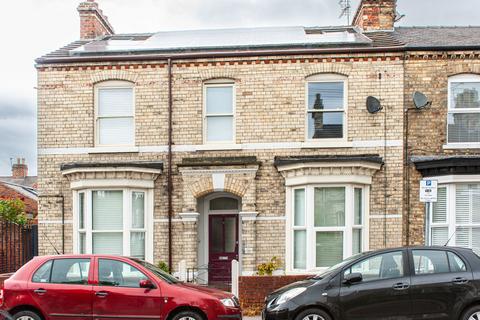 6 bedroom end of terrace house to rent, Fountayne Street, York YO31