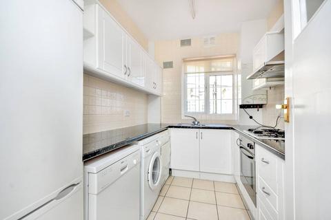 2 bedroom flat to rent, Tadcaster Court, Richmond, TW9