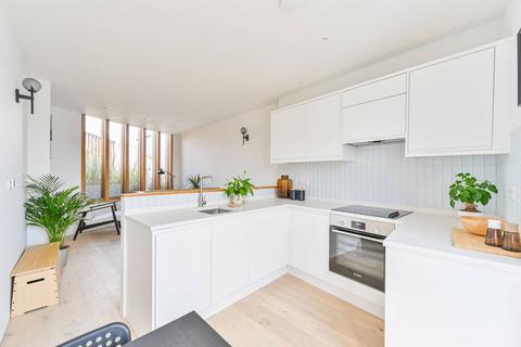 1 bedroom flat for sale, 112 Peckham High Street, London SE15