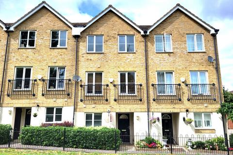 4 bedroom house for sale, Edson Close, Watford, WD25