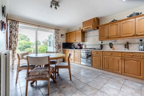 4 bedroom chalet for sale, West Runton