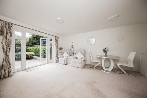 2 bedroom end of terrace house for sale, Watson Way, Crowborough