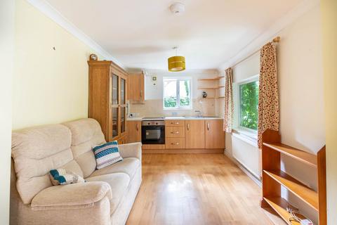 undefined, Bath Road, Woodchester