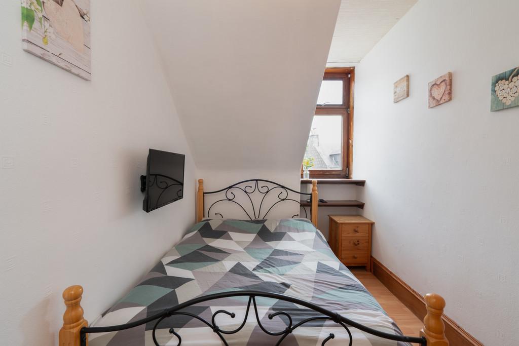 Bedroom 1 angle 1