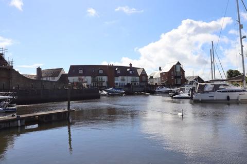 3 bedroom mews for sale, Bridge Street, Christchurch Town Centre. BH23