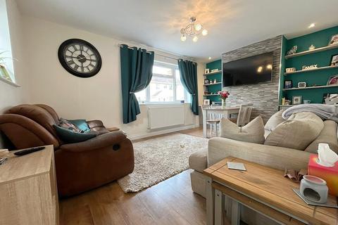 3 bedroom semi-detached house for sale, Oatleys Crescent, Ledbury