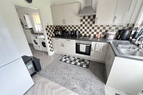 3 bedroom end of terrace house for sale, Pooltown Road, Whitby