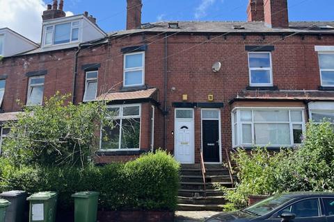 4 bedroom terraced house for sale, Beechwood View, Leeds