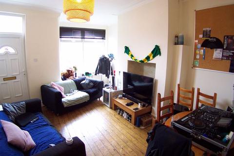 undefined, Beechwood View, Leeds
