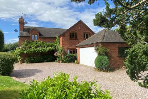 4 bedroom detached house for sale, Kiddlestitch, Uttoxeter