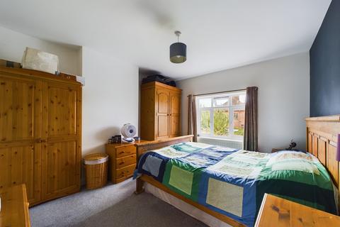 17 Stanley Crescent, Uttoxeter, ST14 7BB