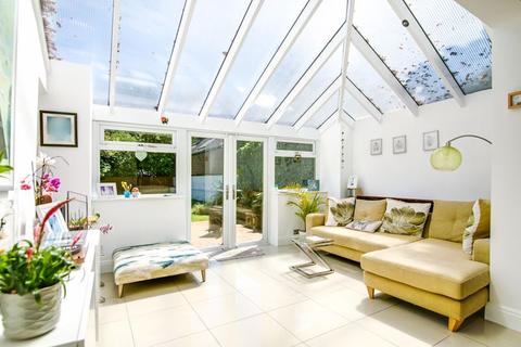 67 Russell Road, Moseley, Birmingham, B13 8RB