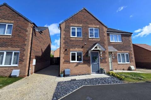 3 bedroom semi-detached house for sale, Field View, Windmill Park, Ashington